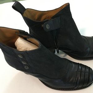 John Fluevog Cecilia short black boots